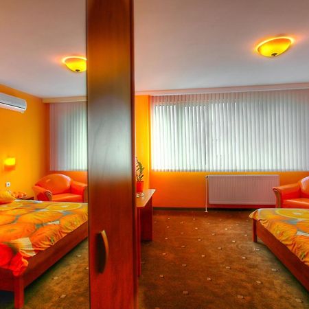Family Hotel Mania Stara Zagora Exterior photo